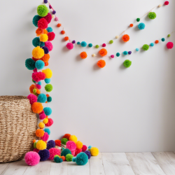 Pom Pom Garland