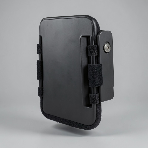 Expandable Arm-Mounted Airsoft Shield